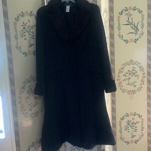 BLACK LADIES COAT WOOL LAMBSWOOL LOOK COLAR AND CUFFS 12